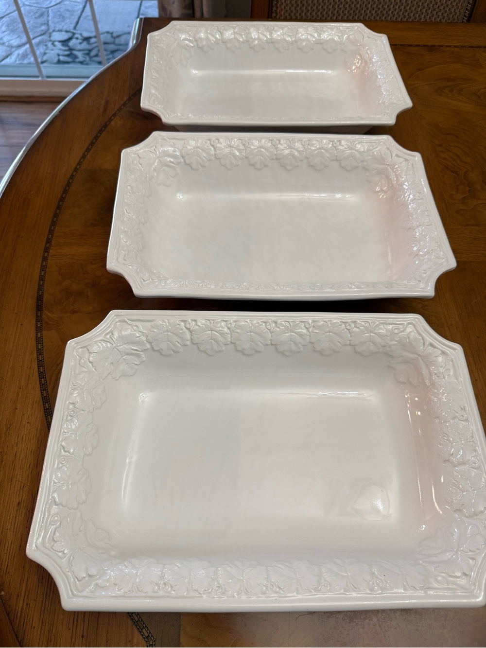 Classic White Ceramic Serving Trays Embossed Leaf Border 
Wt 11 lbs Ex Sh $10